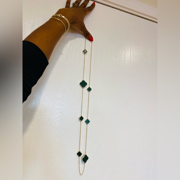 Green and Gold Four Lead Clover Necklace - Picture 8 of 9